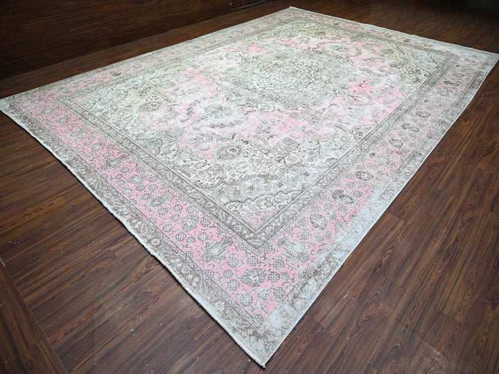 11'3" x 15'9" Vintage Hand Knotted Pink Wool Rectangle Oriental Rug - MOA10274481