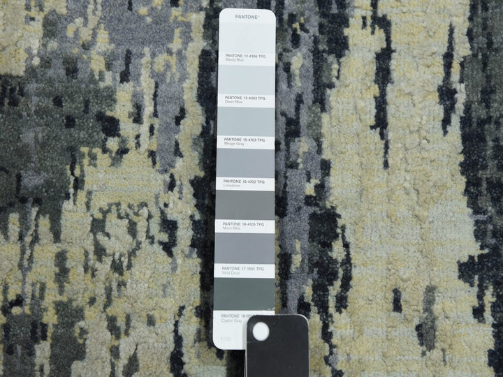 2'8" x 12'2" New Hand Knotted Grey Wool & Silk Runner Oriental Rug - MOA10275075