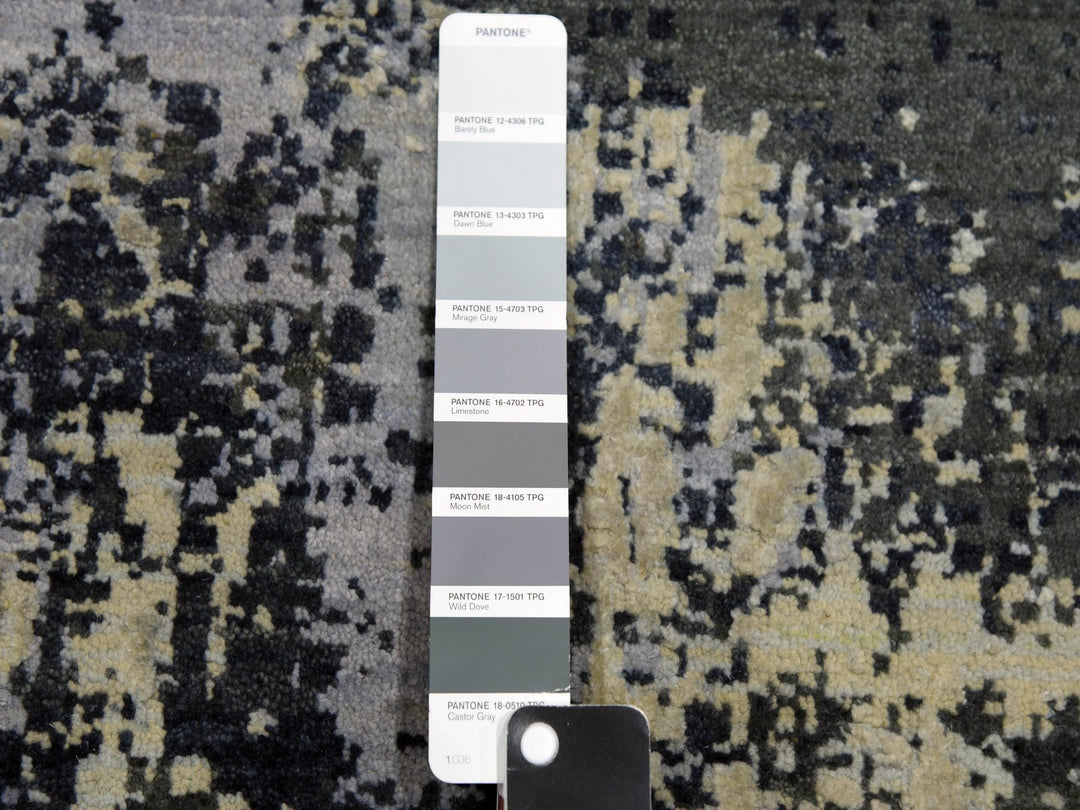 10'0" x 10'0" New Hand Knotted Grey Wool & Silk Round Oriental Rug - MOA10275088
