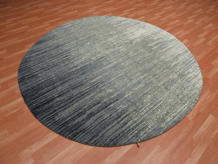 7'10" x 8'1" New Hand Knotted Grey Wool Round Oriental Rug - MOA10275145