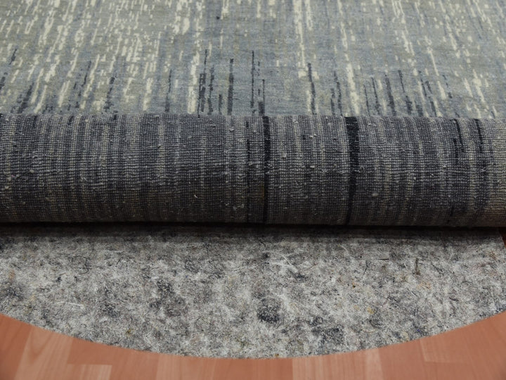 7'10" x 8'1" New Hand Knotted Grey Wool Round Oriental Rug - MOA10275145