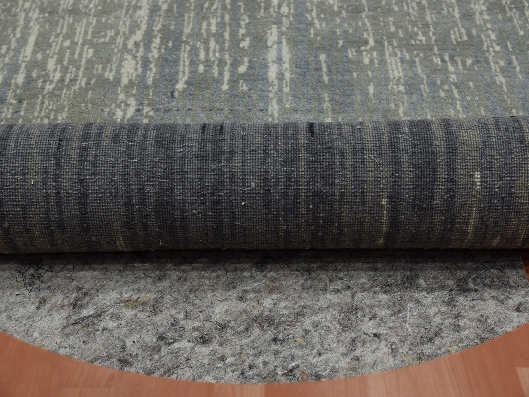 7'0" x 7'2" New Hand Knotted Grey Wool Round Oriental Rug - MOA10275147