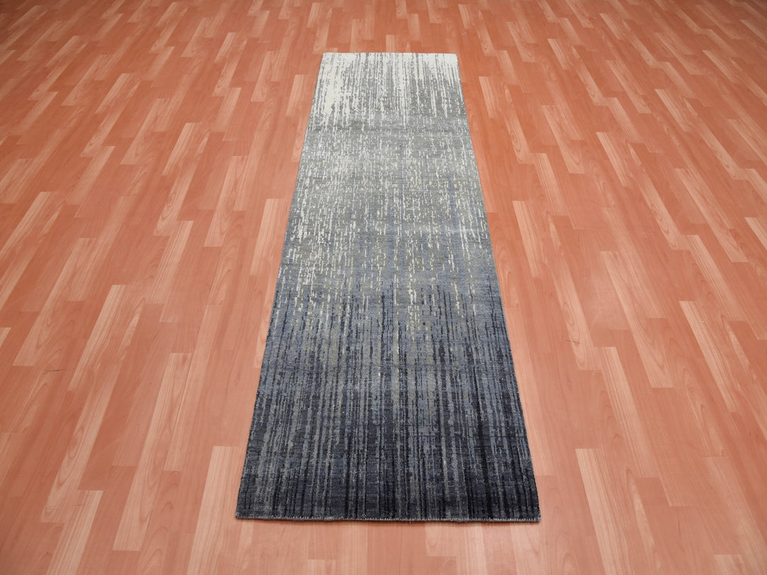 2'6" x 8'0" New Hand Knotted Grey Wool Runner Oriental Rug - MOA10275157