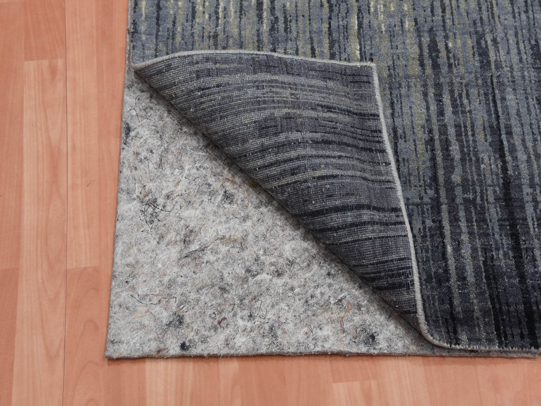 2'6" x 8'0" New Hand Knotted Grey Wool Runner Oriental Rug - MOA10275157