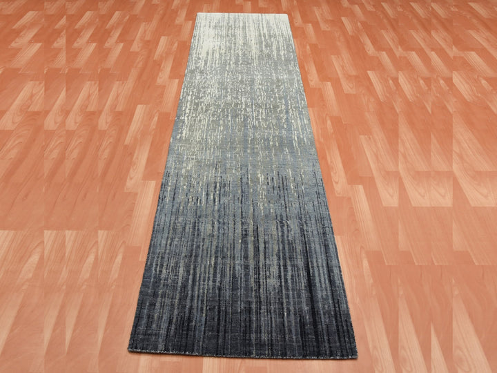 2'6" x 10'2" New Hand Knotted Grey Wool Runner Oriental Rug - MOA10275184