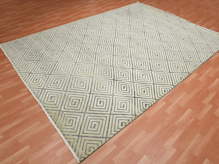 9'10" x 14'1" New Hand Knotted Ivory Silk Rectangle Oriental Rug - MOA10275220