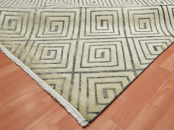 9'10" x 14'1" New Hand Knotted Ivory Silk Rectangle Oriental Rug - MOA10275220