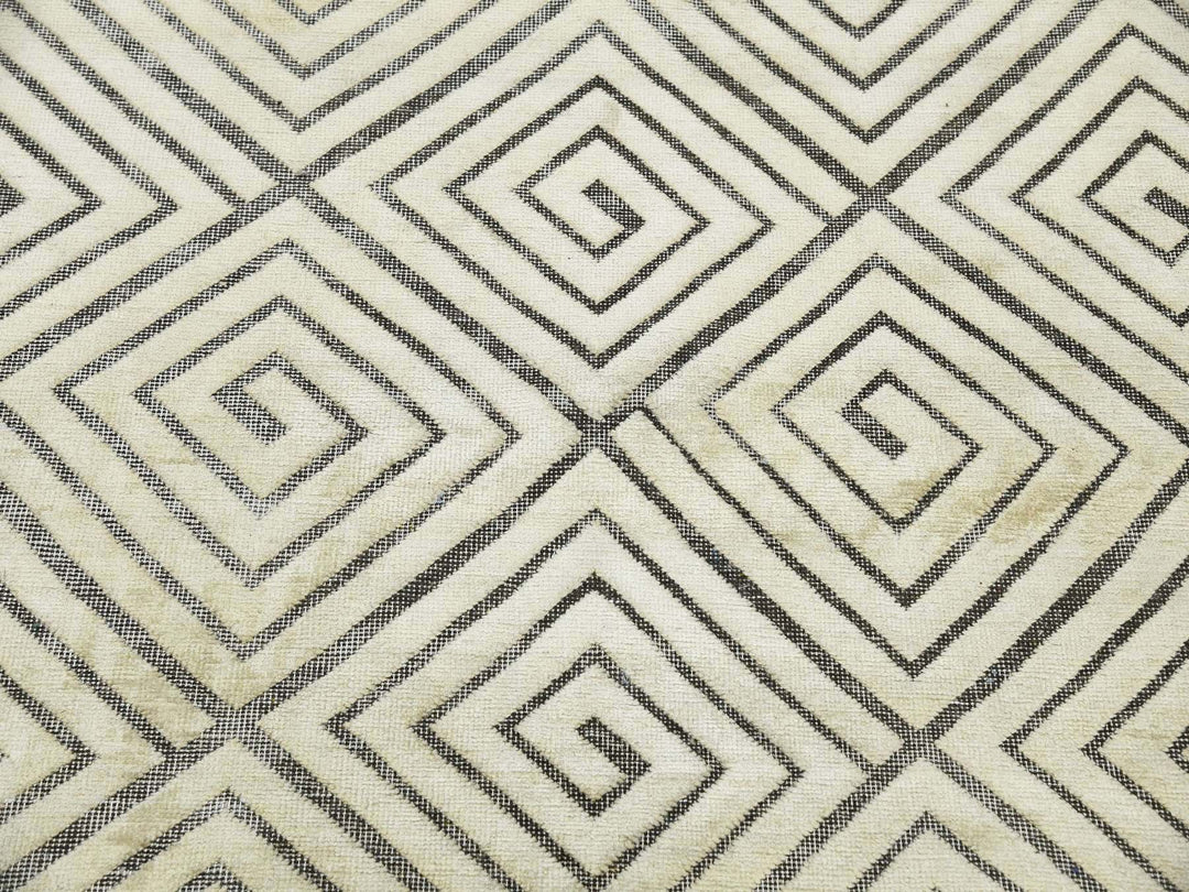 9'10" x 14'1" New Hand Knotted Ivory Silk Rectangle Oriental Rug - MOA10275220