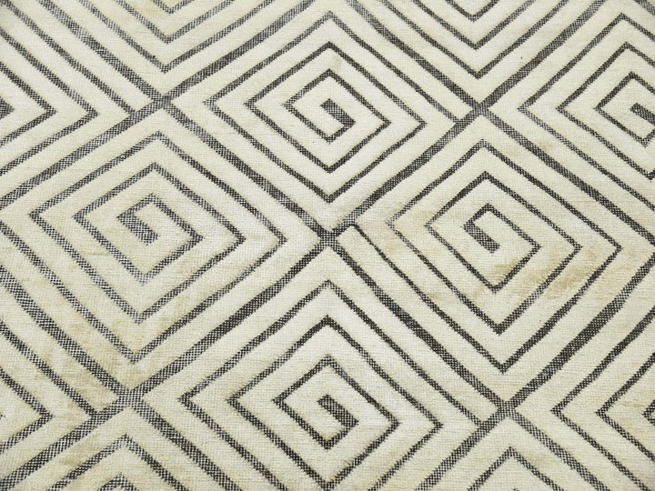 9'10" x 14'1" New Hand Knotted Ivory Silk Rectangle Oriental Rug - MOA10275220