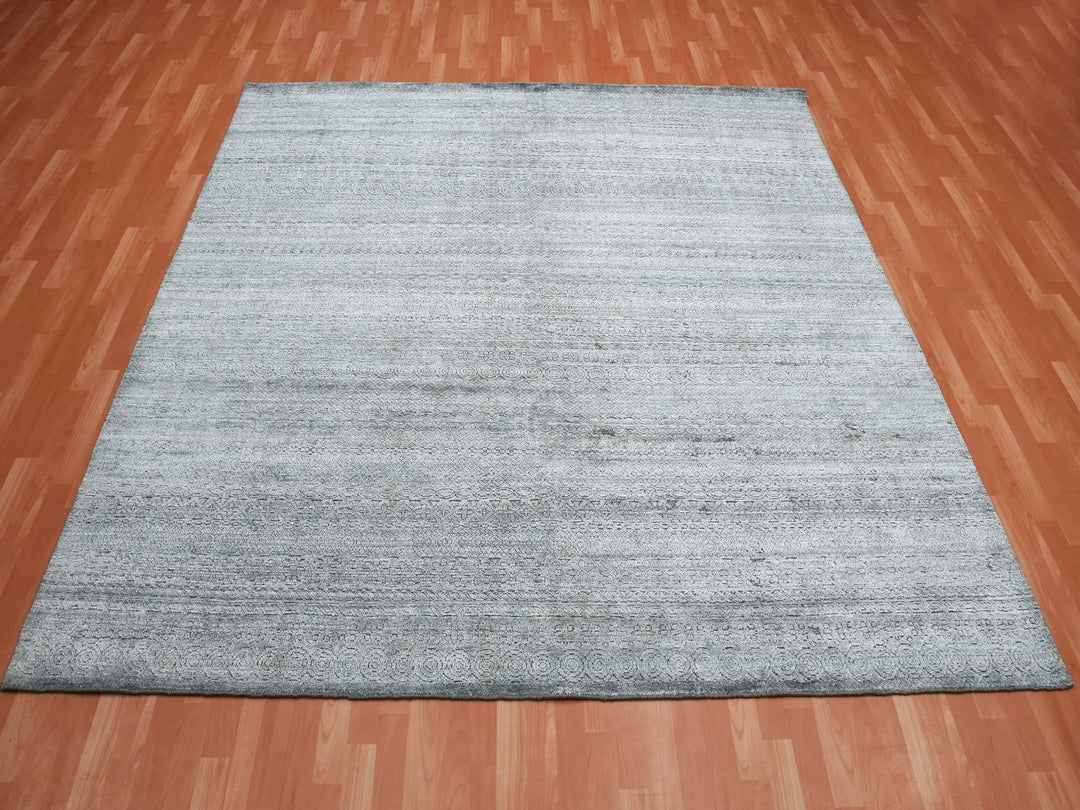 8'10" x 8'8" New Hand Knotted Grey Silk Rectangle Oriental Rug - MOA10275223