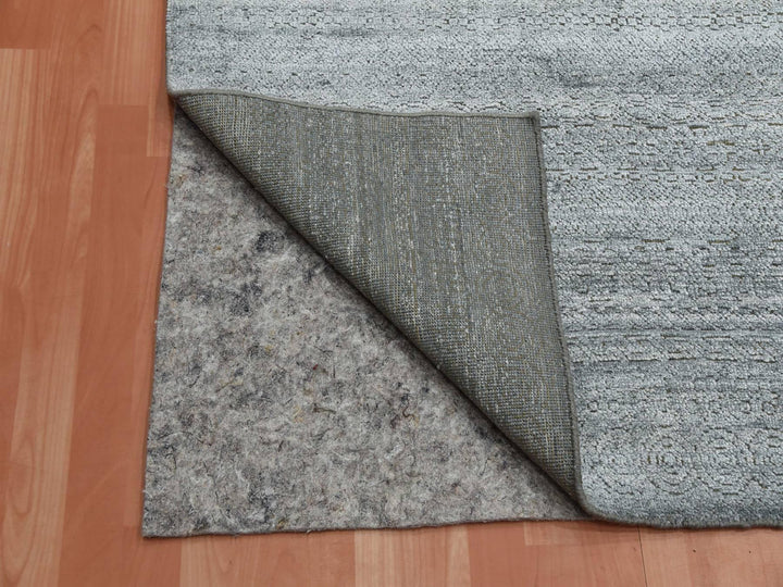 8'10" x 8'8" New Hand Knotted Grey Silk Rectangle Oriental Rug - MOA10275223