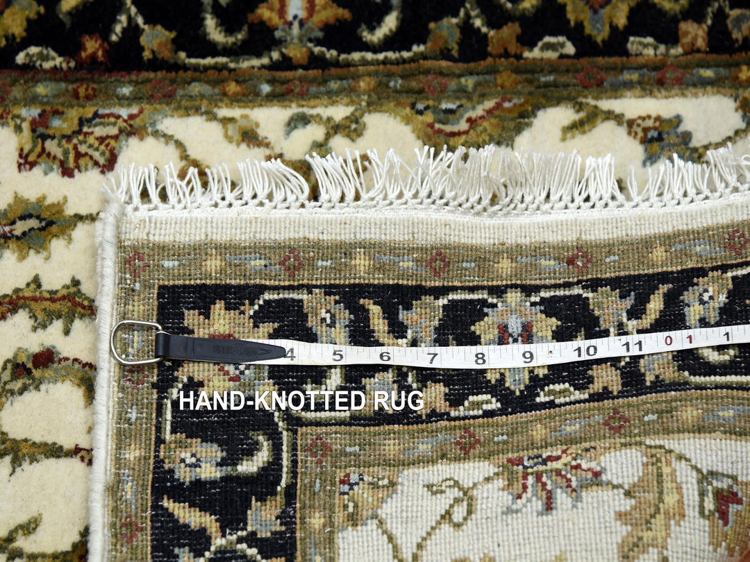 2'6" x 8'2" New Hand Knotted Ivory Wool & Silk Runner Oriental Rug - MOA10275277