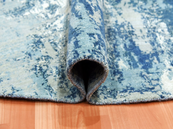 9'0" x 9'0" New Hand Knotted Blue Wool & Silk Round Oriental Rug - MOA10275293