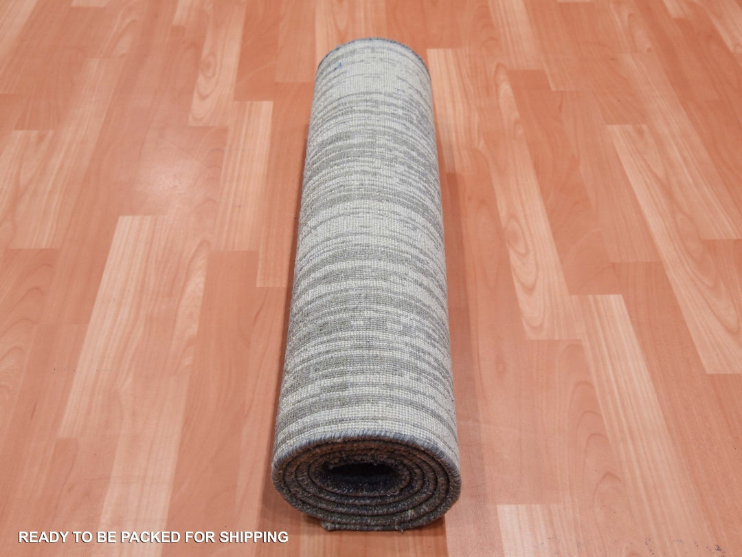 2'6" x 6'4" New Hand Knotted Grey Wool Runner Oriental Rug - MOA10275307