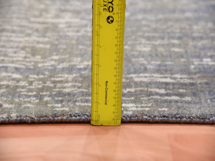 2'6" x 6'4" New Hand Knotted Grey Wool Runner Oriental Rug - MOA10275307