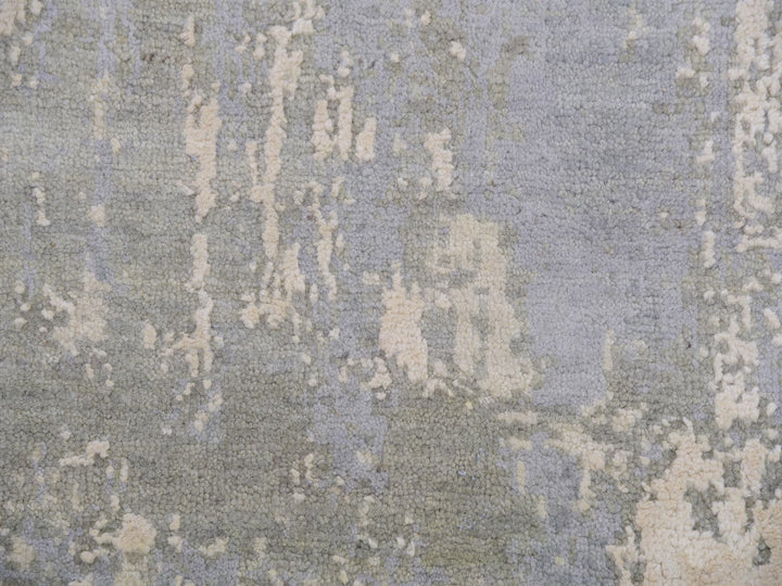 10'0" x 10'3" New Hand Knotted Grey Wool & Silk Square Oriental Rug - MOA10275339
