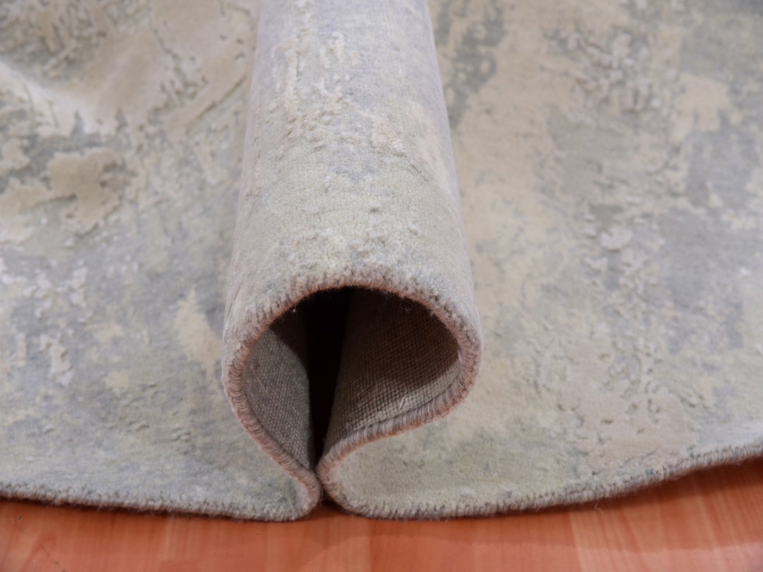 8'2" x 8'2" New Hand Knotted Grey Wool & Silk Round Oriental Rug - MOA10275345