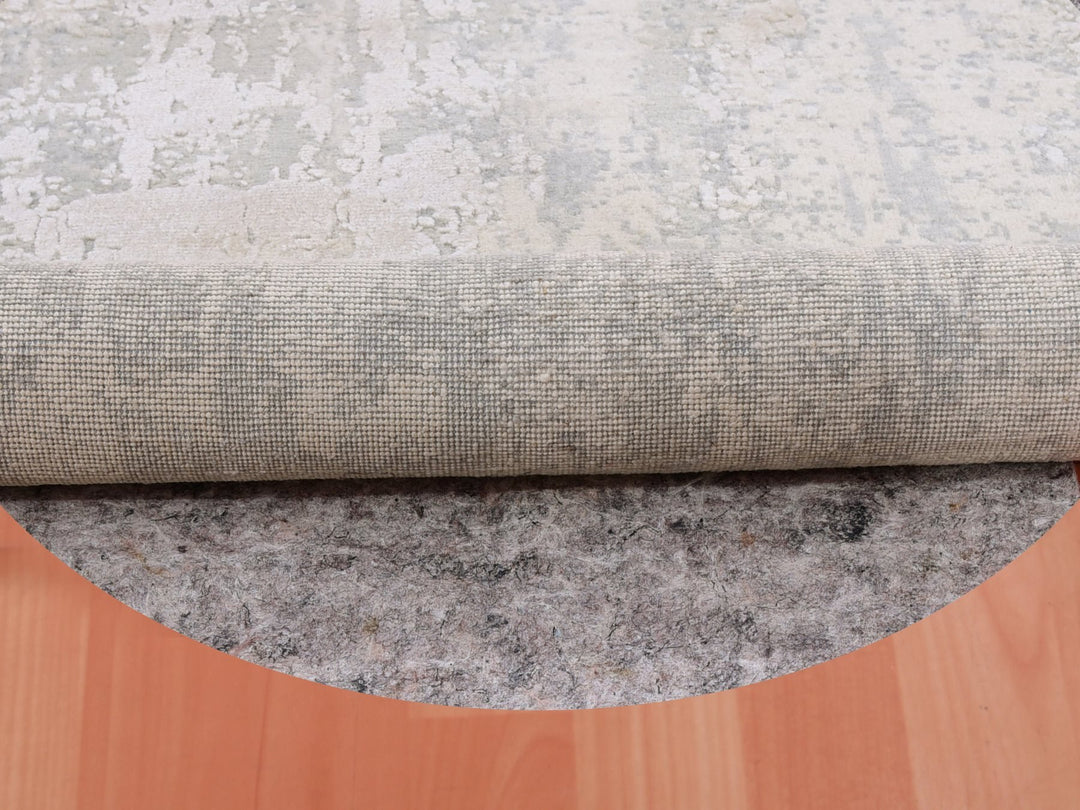 7'1" x 7'2" New Hand Knotted Grey Wool & Silk Round Oriental Rug - MOA10275346