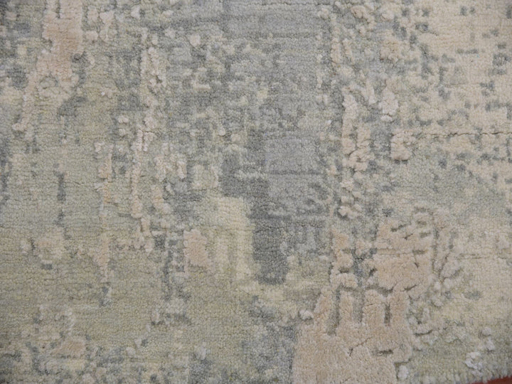7'1" x 7'2" New Hand Knotted Grey Wool & Silk Round Oriental Rug - MOA10275346