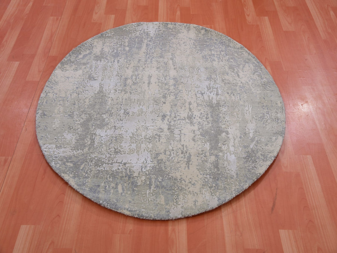 4'0" x 4'0" New Hand Knotted Grey Wool & Silk Round Oriental Rug - MOA10275349
