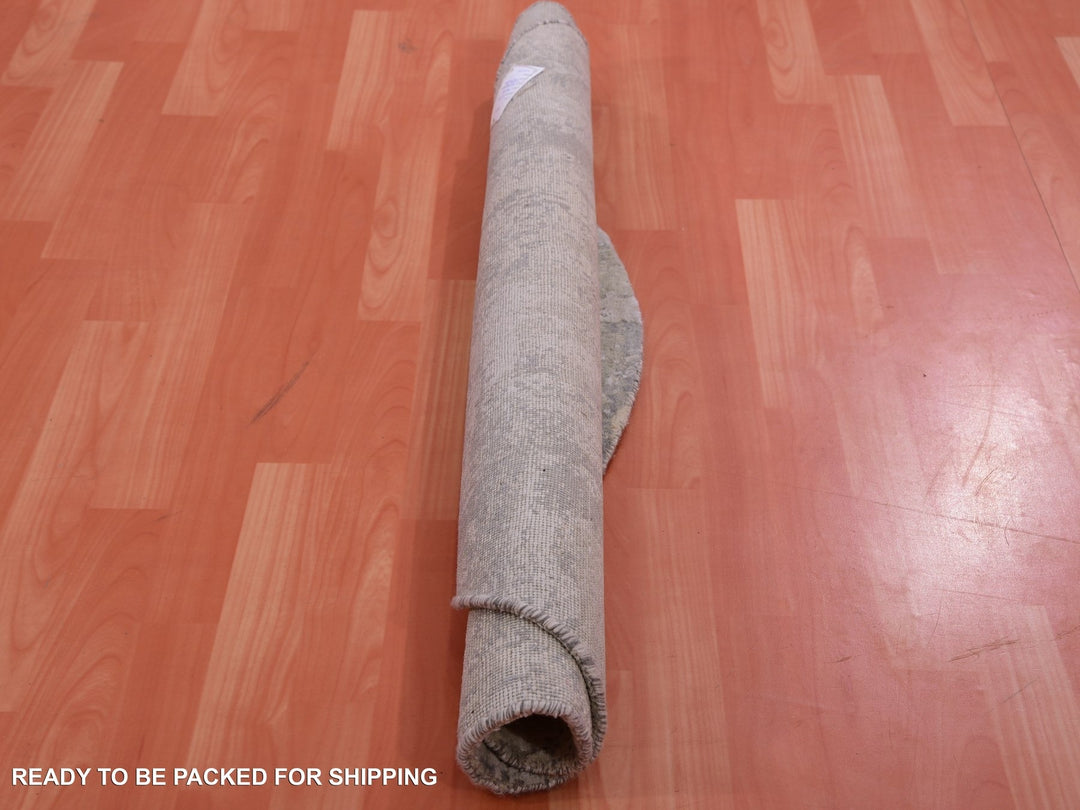 4'0" x 4'0" New Hand Knotted Grey Wool & Silk Round Oriental Rug - MOA10275349