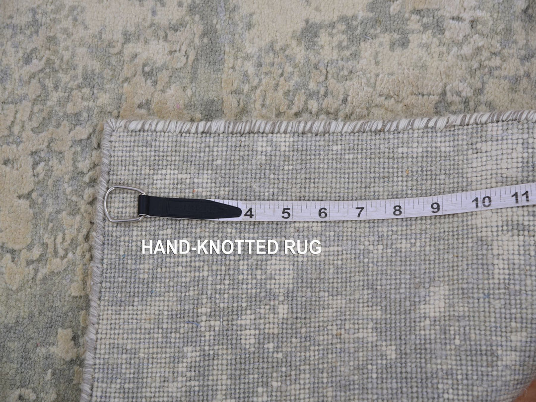 2'0" x 3'1" New Hand Knotted Grey Wool & Silk Rectangle Oriental Rug - MOA10275351