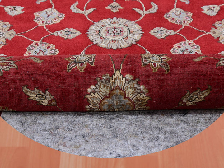 7'10" x 7'11" New Hand Knotted Red Wool Round Oriental Rug - MOA10275354