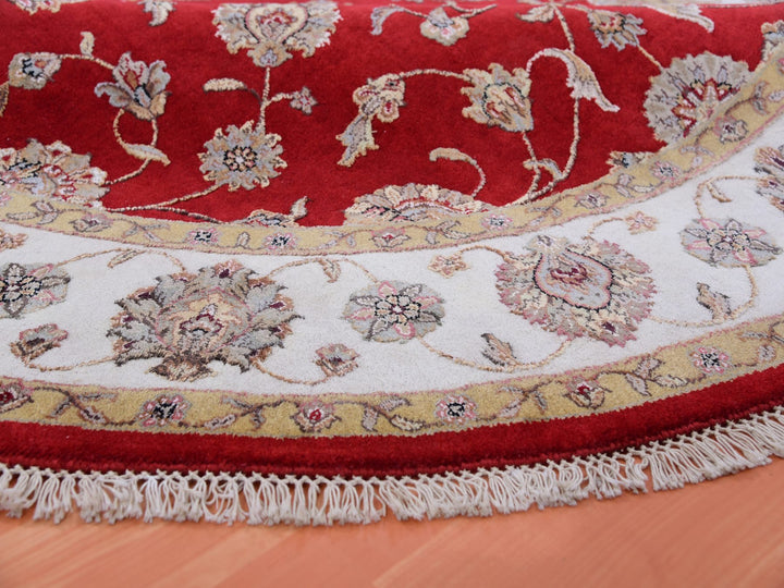 7'10" x 7'11" New Hand Knotted Red Wool Round Oriental Rug - MOA10275354