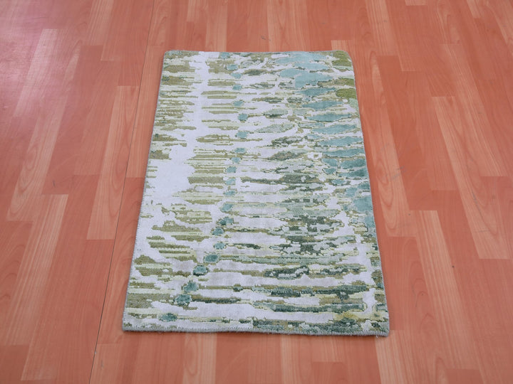 2'0" x 3'0" New Hand Knotted Green Silk Rectangle Oriental Rug - MOA10275423