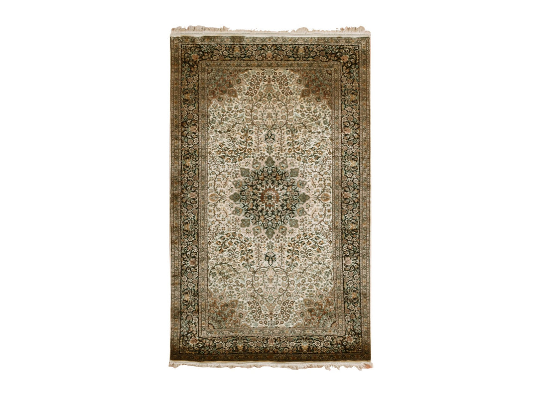 2'11" x 5'5" New Hand Knotted Ivory Silk Rectangle Oriental Rug - MOA10275438