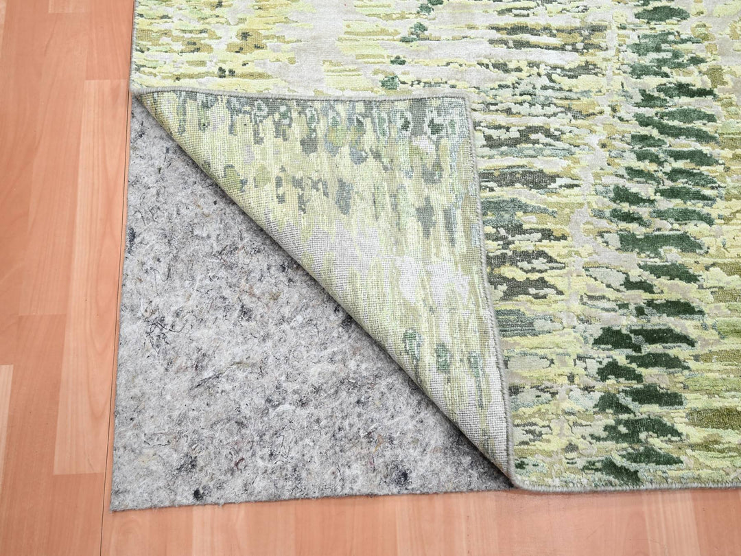 5'1" x 7'3" New Hand Knotted Green Silk Rectangle Oriental Rug - MOA10275477