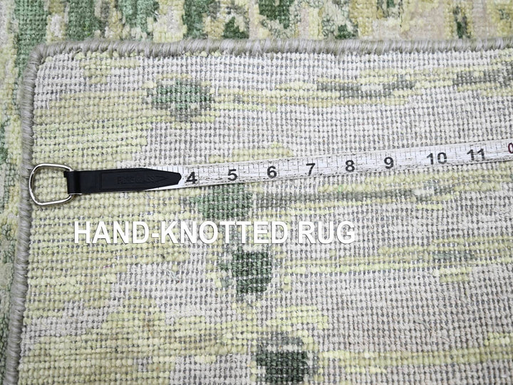 2'1" x 3'0" New Hand Knotted Green Silk Rectangle Oriental Rug - MOA10275481
