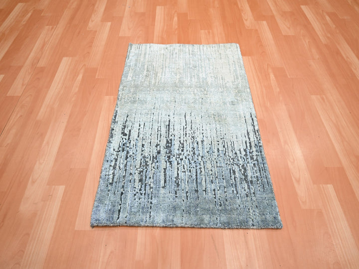 2'1" x 3'0" New Hand Knotted Grey Silk Rectangle Oriental Rug - MOA10275486