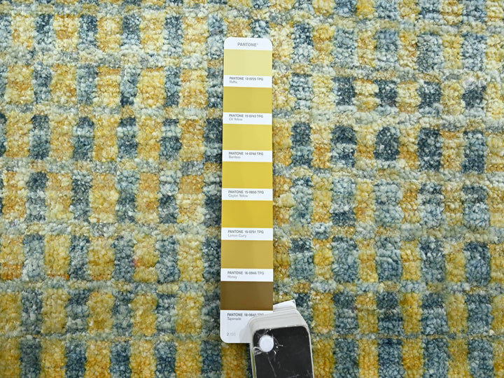 8'11" x 12'2" New Hand Knotted Yellow Wool & Pure Silk Rectangle Oriental Rug - MOA10275509