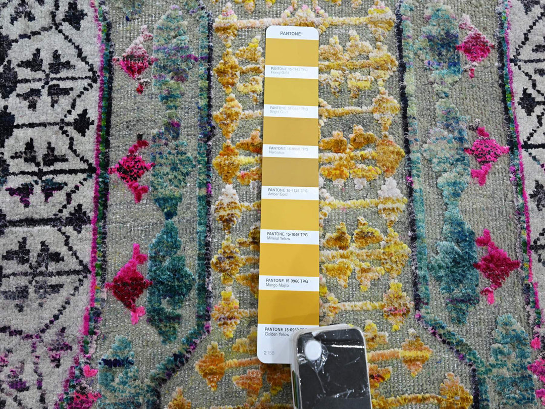 8'0" x 8'1" New Hand Knotted Yellow Wool & Silk Round Oriental Rug - MOA10275552