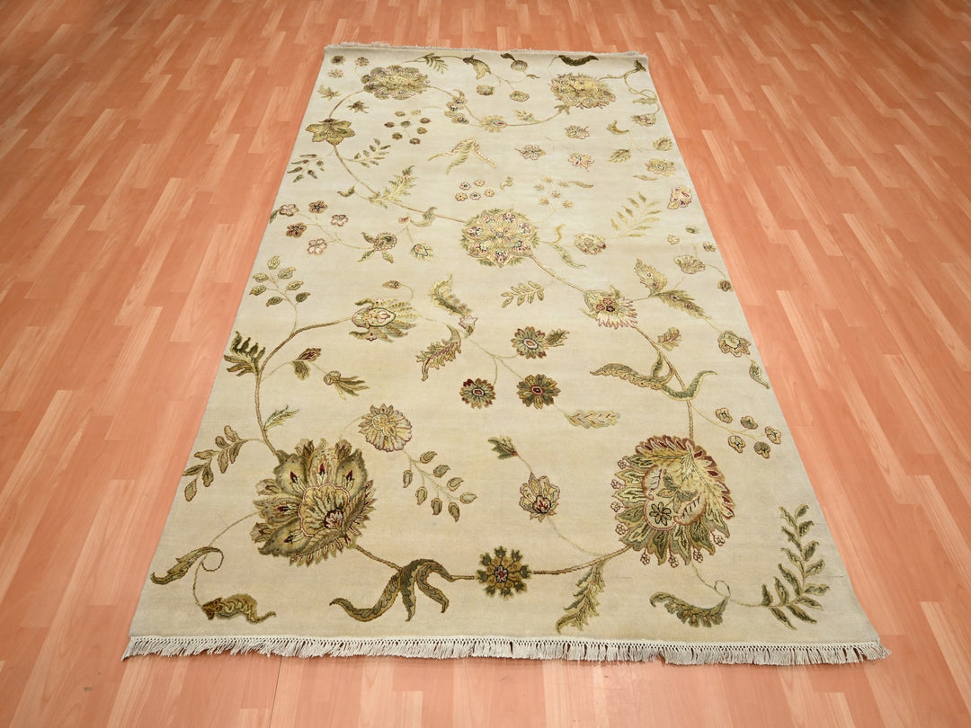 5'11" x 8'11" New Hand Knotted Ivory Wool & Silk Rectangle Oriental Rug - MOA10275600