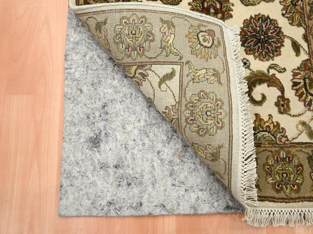 2'6" x 8'0" New Hand Knotted Ivory Wool & Silk Runner Oriental Rug - MOA10275621