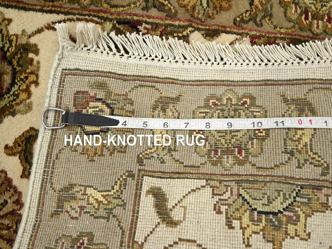 2'6" x 8'0" New Hand Knotted Ivory Wool & Silk Runner Oriental Rug - MOA10275621
