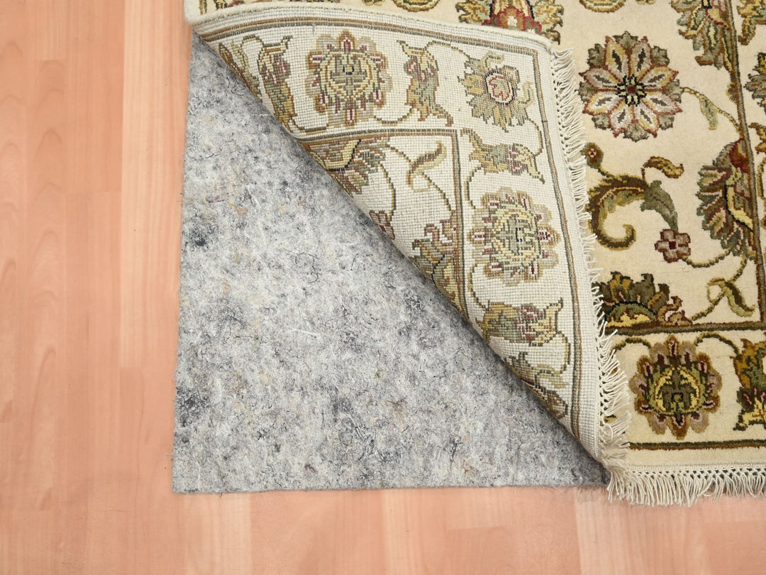 2'7" x 8'3" New Hand Knotted Ivory Wool & Silk Runner Oriental Rug - MOA10275623
