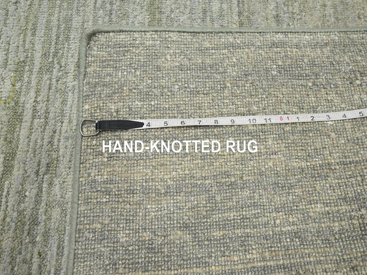 3'11" x 6'1" New Hand Knotted Green Silk Rectangle Oriental Rug - MOA10275655