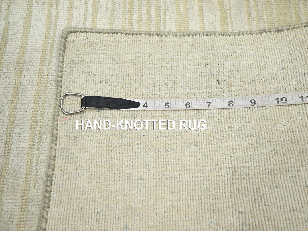2'0" x 3'0" New Hand Knotted Ivory Wool & Silk Rectangle Oriental Rug - MOA10275661