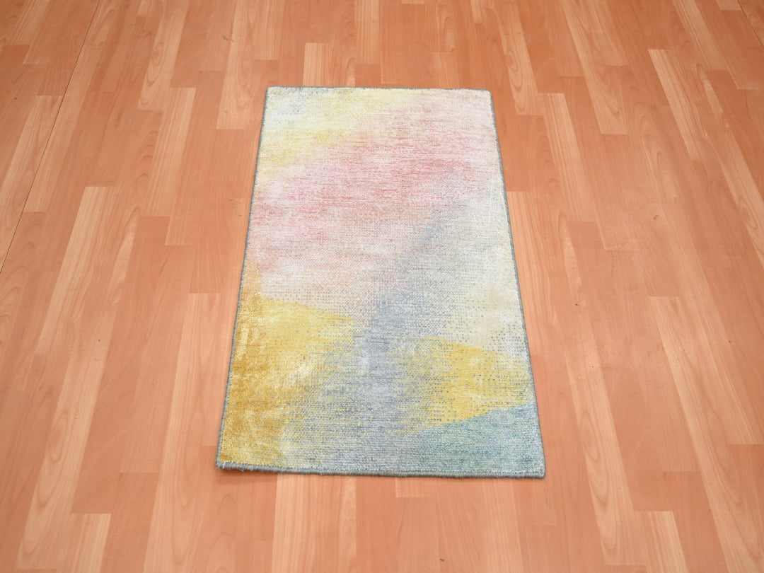 1'11" x 3'1" New Hand Knotted Pink Wool & Silk Rectangle Oriental Rug - MOA10275665