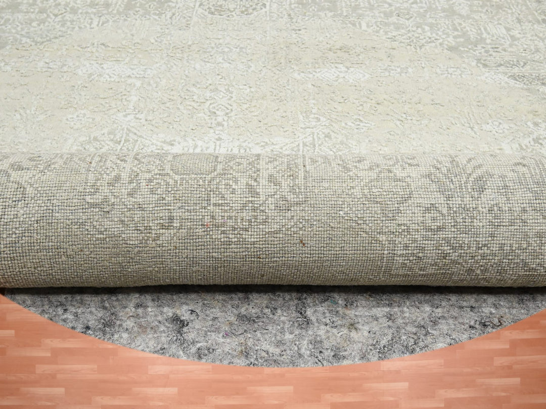 9'9" x 10'1" New Hand Knotted Ivory Wool & Silk Round Oriental Rug - MOA10275681
