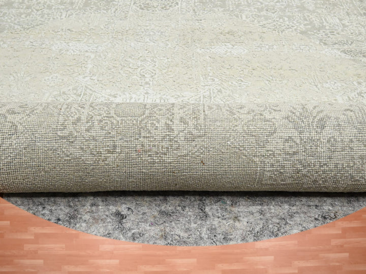 9'9" x 10'1" New Hand Knotted Ivory Wool & Silk Round Oriental Rug - MOA10275681