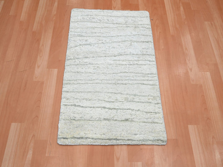2'0" x 3'0" New Hand Knotted Ivory Silk Rectangle Oriental Rug - MOA10275709