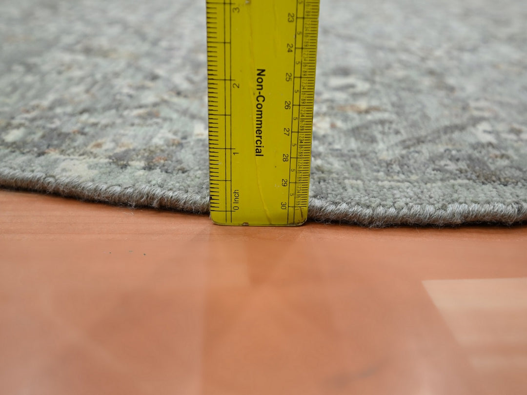 5'10" x 5'10" New Hand Knotted Grey Wool Round Oriental Rug - MOA10275747