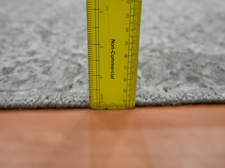 2'11" x 4'11" New Hand Knotted Grey Wool Rectangle Oriental Rug - MOA10275758