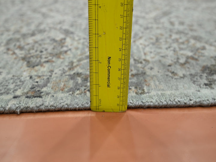 1'11" x 2'11" New Hand Knotted Grey Wool Rectangle Oriental Rug - MOA10275762