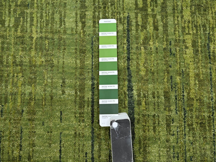 6'0" x 9'5" New Hand Knotted Green Wool Rectangle Oriental Rug - MOA10275836