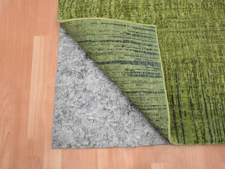 2'7" x 8'5" New Hand Knotted Green Wool Runner Oriental Rug - MOA10275839